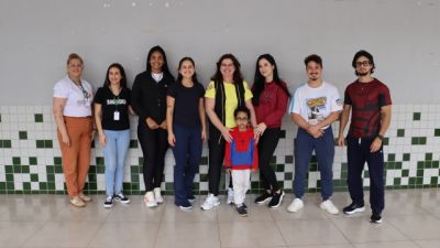 Imagem referente a notícia: Da superação à inspiração: trajetória de aluno da Rede Municipal emociona equipe escolar e destaca a força da educação inclusiva