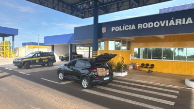 Casal é preso pela PRF com 5 mil maços de cigarros contrabandeados que seriam entregues em mercado no Paraná
