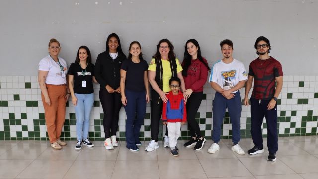 Da superação à inspiração: trajetória de aluno da Rede Municipal emociona equipe escolar e destaca a força da educação inclusiva