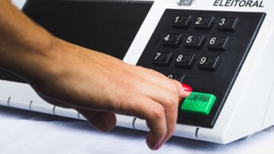 Período eleitoral exige atenção de empresas no uso de marca, estrutura e redes sociais