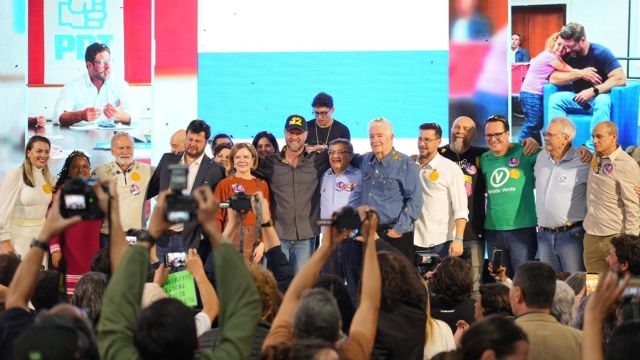 Requião Filho oficializa candidatura ao Governo do Paraná com apoio de 8 partidos