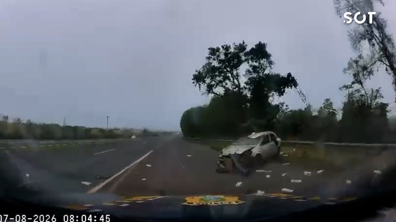 Motorista é preso após capotar carro durante fuga com 5 mil maços de cigarros em Toledo