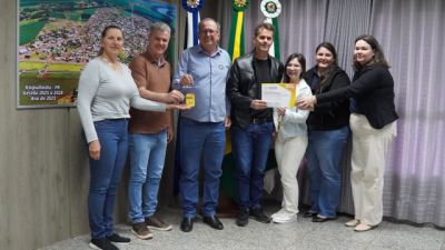 Poder Executivo de Itaipulândia recebe título de Prefeito Inovador 2026 por projeto de robótica