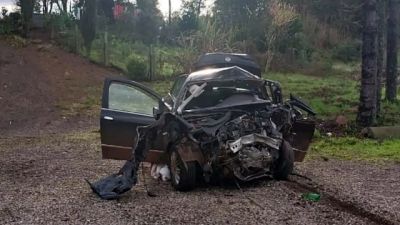 Tragédia: Quatro pessoas morrem em violenta colisão entre carros na PR-280, no Sudoeste do Paraná