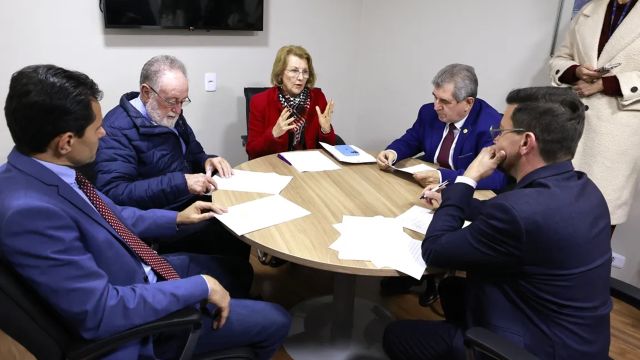 Projetos sobre doenças raras e uso da tirzepatida no SUS são aprovados na Comissão de Saúde