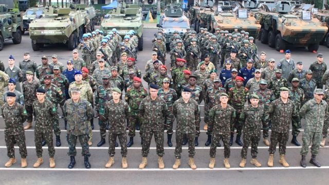 Exercício Felino 2026 reúne mais de 700 militares de seis países em treinamento para operações de paz no oeste do Paraná