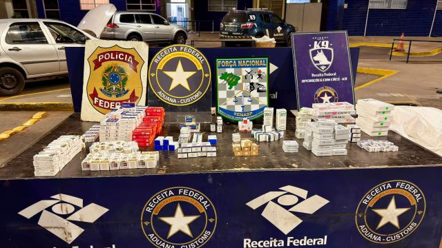 Receita Federal apreende cerca de 1.000 ampolas de medicamentos em fundo falso na Ponte da Amizade