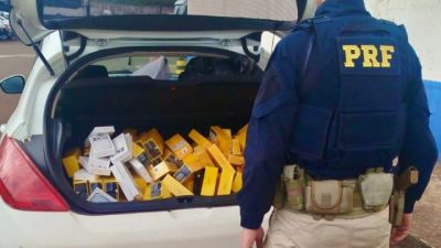 PRF apreende eletrônicos, cigarros eletrônicos e outras mercadorias em cinco veículos na BR-277