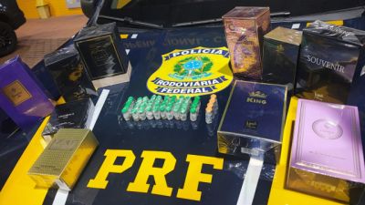 PRF apreende medicamentos, bebidas e perfumes contrabandeados em furgão na BR-277, em Cascavel