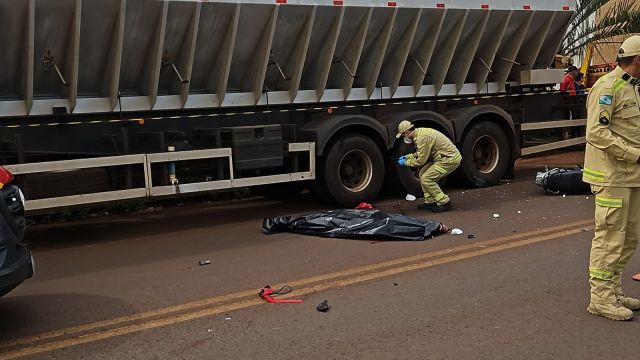 Motociclista morre após colisão violenta com caminhão na PRC-467, em Cascavel