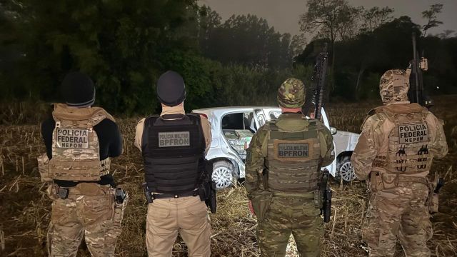 Veículo com mais de 370 kg de maconha é apreendido pela PF e PM em Santa Helena