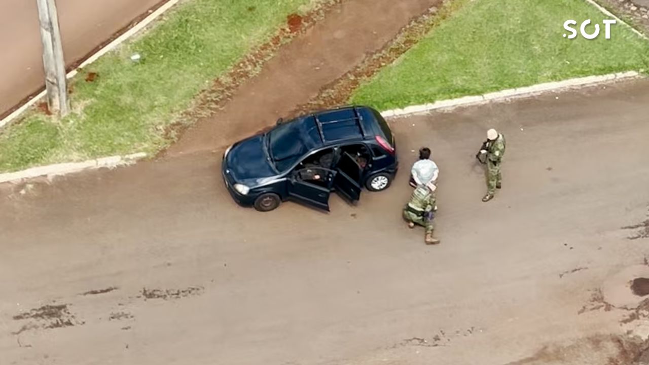 Falcão 15 localiza Corsa com 147 kg de maconha durante operação na BR-277, em Santa Tereza do Oeste