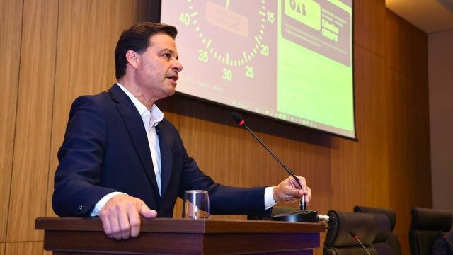 Sandro Alex garante compromisso com pagamento de precatórios para acelerar fila nos próximos anos