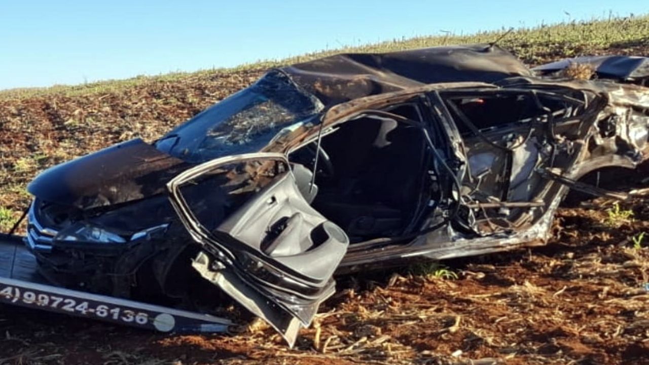 Colisão entre Fiat Ducato e Honda City deixa quatro feridos na PR-486, em Brasilândia do Sul