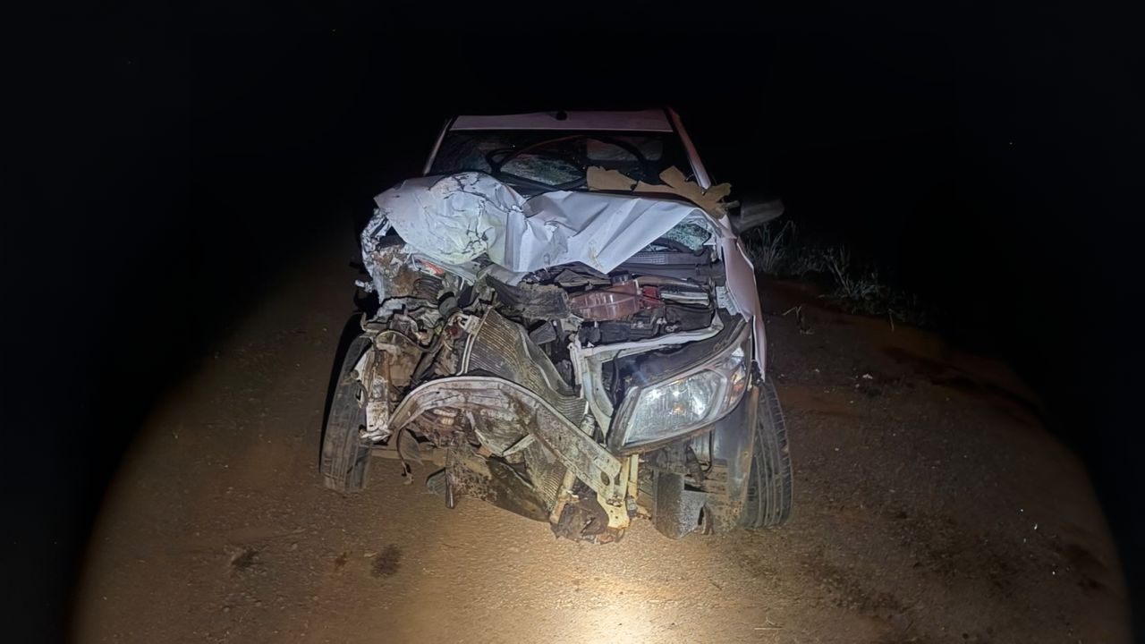 PRF prende motorista embriagado após engavetamento com três veículos na BR-277 em Candói