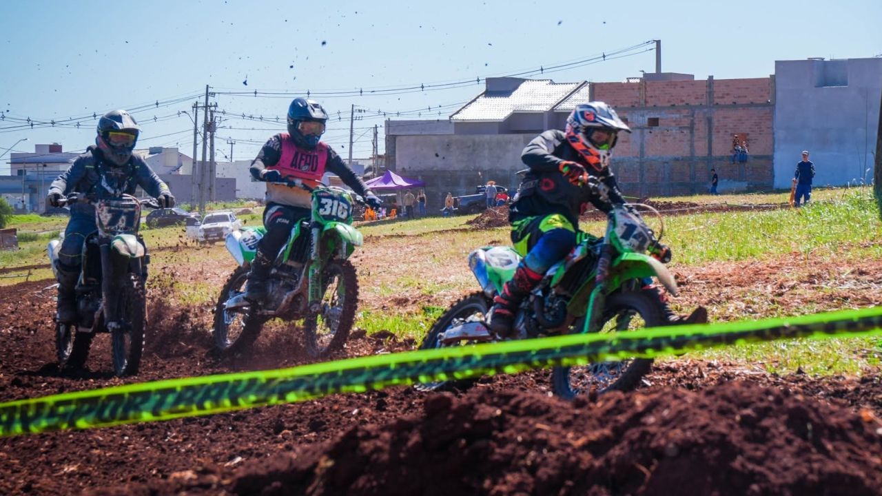 Braganey recebe etapa do Campeonato Paranaense de Velocross com disputas de alta velocidade
