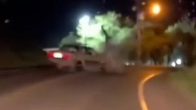 Motociclista de 17 anos morre após colisão frontal com carro no Paraná
