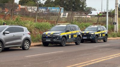 Motorista abandona veículo com placa clonada após perseguição em Cascavel