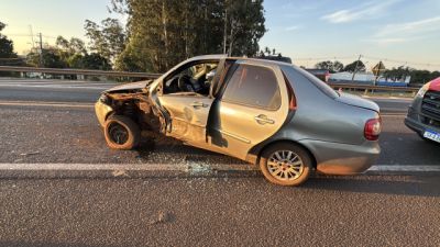Grave acidente entre três veículos deixa idoso em estado gravíssimo na BR-277, em Cascavel