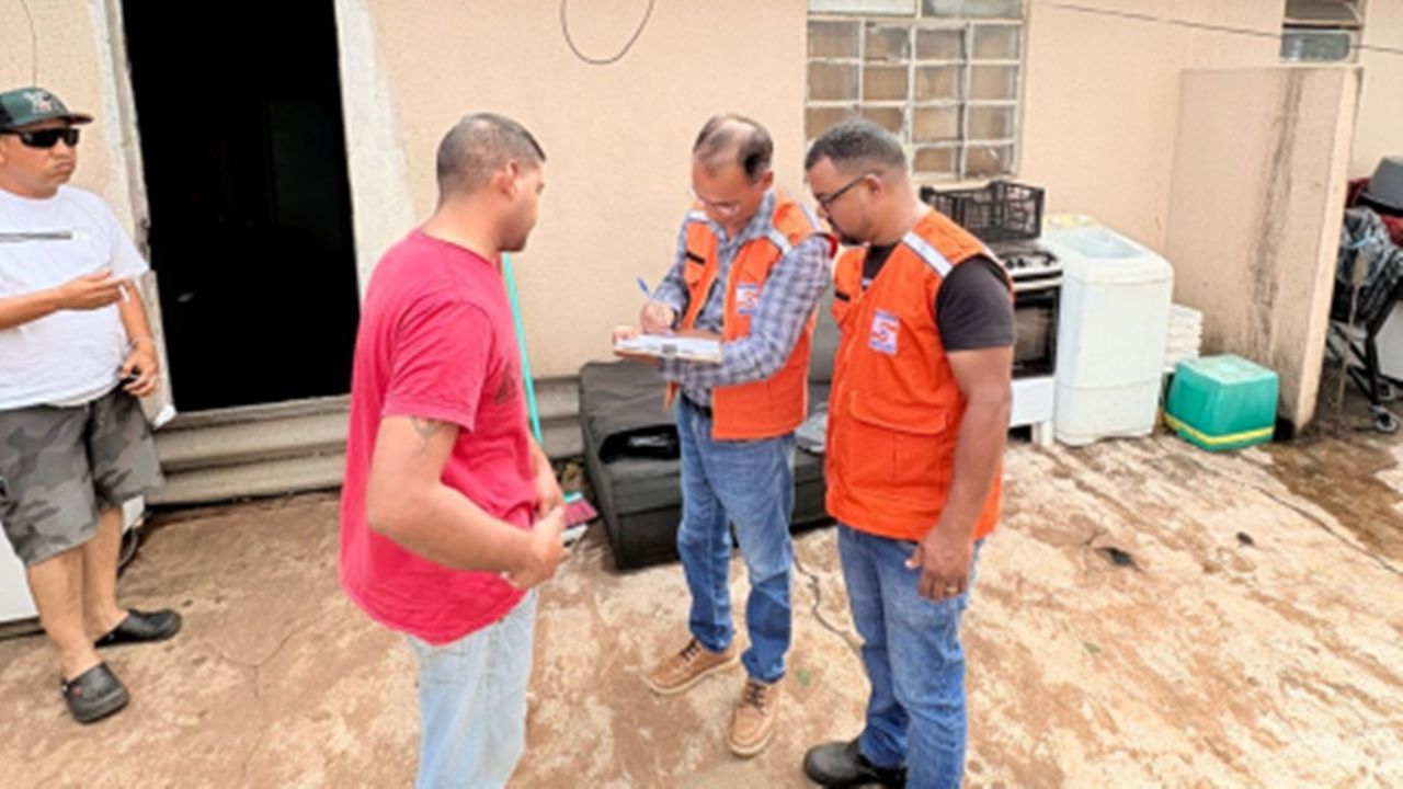 Com mais de 50 destelhamentos, Prefeitura faz força-tarefa para atender moradores afetados pelas chuvas em Cascavel