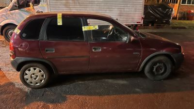 Cigarros contrabandeados são apreendidos após perseguição na BR-277, em Santa Terezinha de Itaipu