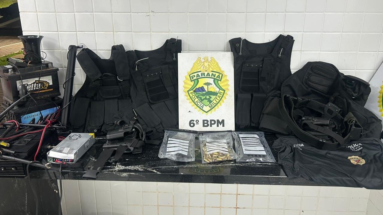Homem é preso com pistola 9 mm e equipamentos policiais após fuga na BR-277, em Cascavel