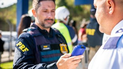 PRF reforça fiscalização nas rodovias federais do Paraná durante o feriado da Independência