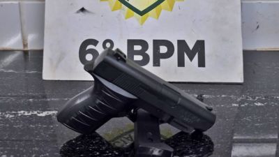 Aluno é abordado em escola de Cascavel com simulacro de pistola após imagem circular em grupos