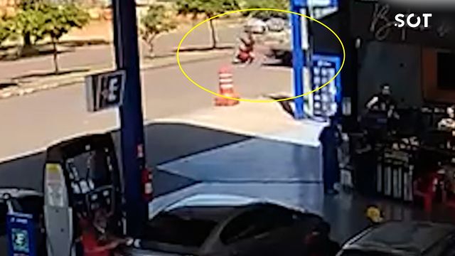 Motociclista fica gravemente ferido após bater na traseira de veículo oficial em Corbélia