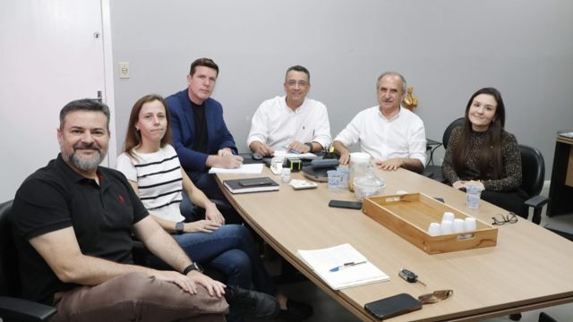 Prefeito Renato Silva determina avanço na nova concessão do transporte coletivo em Cascavel