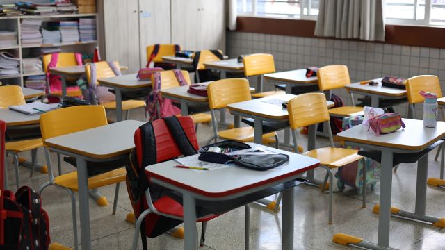 Siprovel solicita revisão de protocolo de crises comportamentais na Rede Municipal de Educação