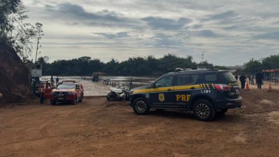 Homem morre após carro cair no rio Piquiri próximo à balsa em Terra Roxa