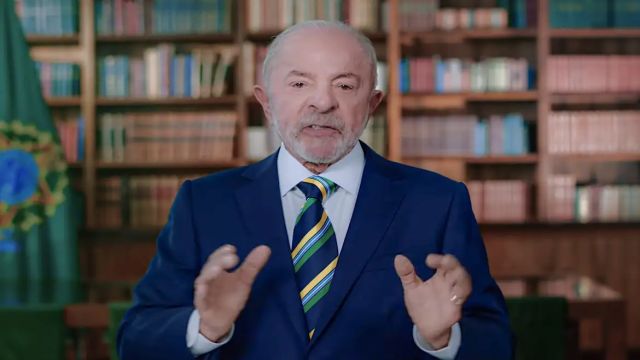 Lula afirma que Brasil é soberano e não aceitará interferência externa em decisões