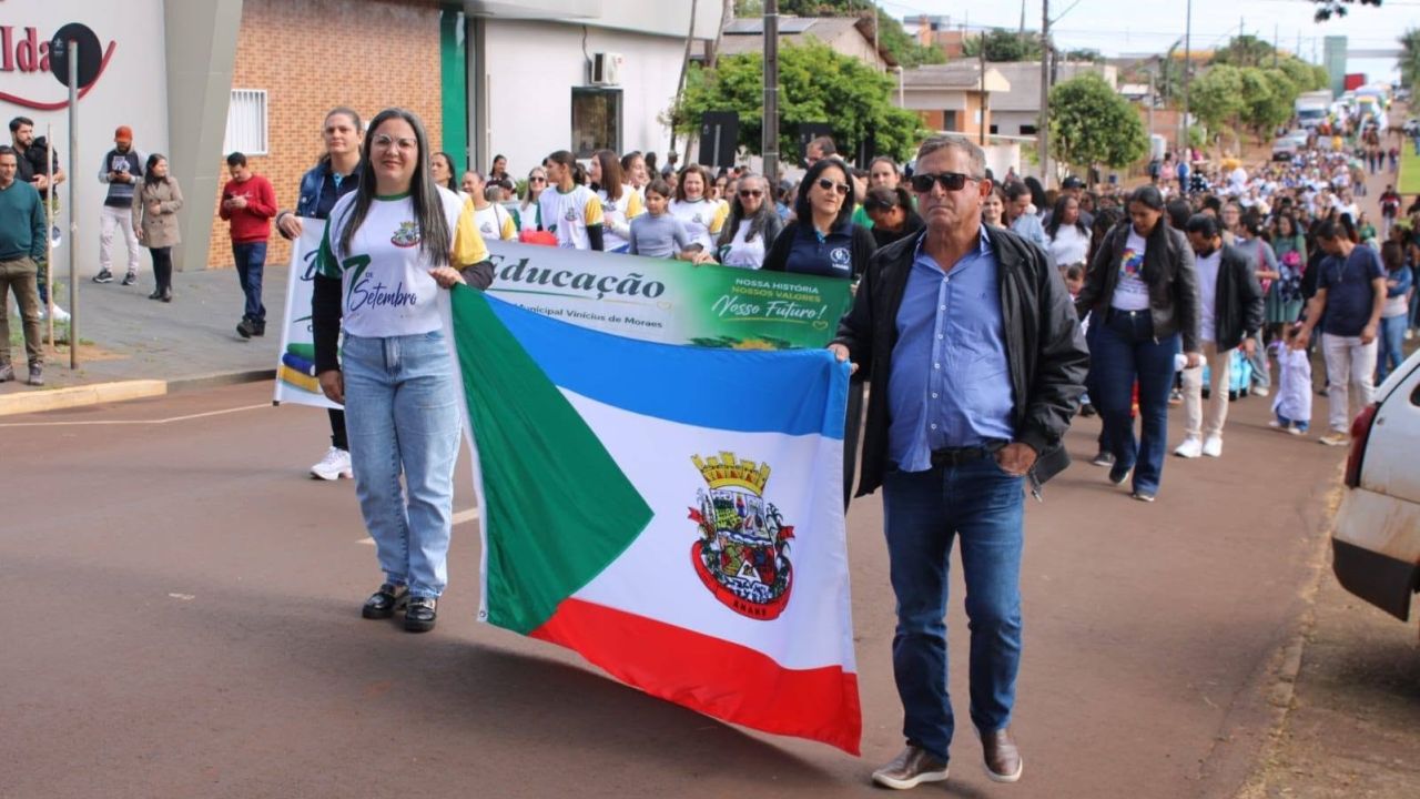 Anahy celebra a Independência do Brasil com tradicional desfile cívico na Avenida Brasil