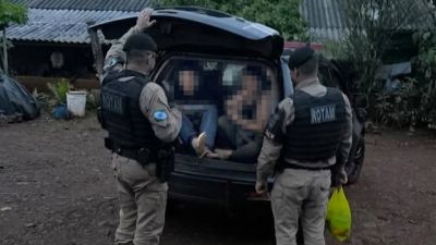 ROTAM prende dois homens com mandados de prisão em aberto em área rural de Capitão Leônidas Marques