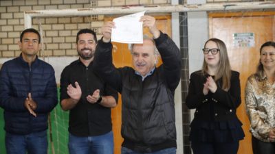Prefeitura investe mais de R$ 2,5 milhões em reforma da Escola Arthur Carlos Sartori