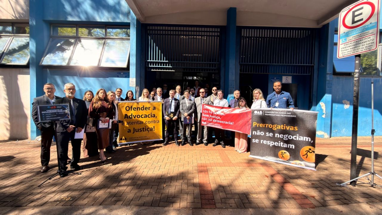 Desagravo público reafirma que prerrogativas da advocacia também protegem o cidadão