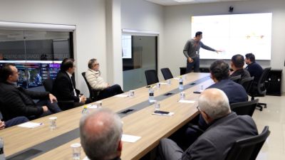 Presidente do TRE-PR conhece plano da Copel para garantir energia nas eleições