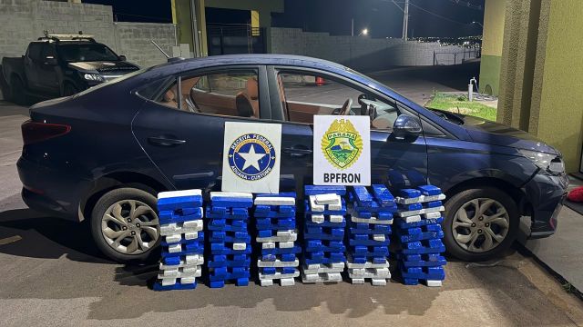Ação integrada apreende 138,1 kg de maconha e prende dois homens em Icaraíma