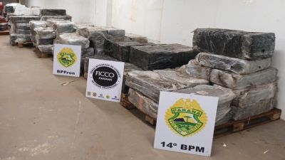 Quase 3 toneladas de maconha são apreendidas escondidas em carga de sucata na BR-277