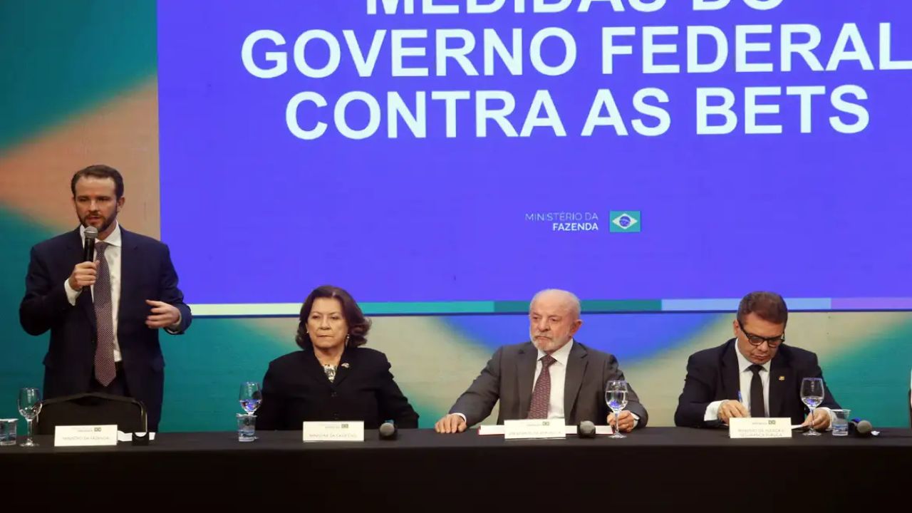 Governo federal anuncia MP que proíbe bets e define prazo para devolução de saldos
