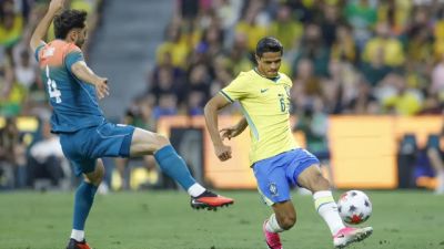 Brasil decepciona e empata com Austrália em amistoso
