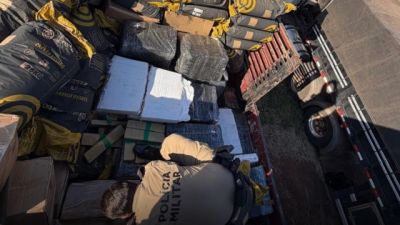 FICCO/PR apreende 1,5 tonelada de maconha escondida em caminhão na BR-277 em São Miguel do Iguaçu