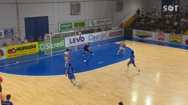 De virada, Cascavel Futsal vence Itaipulândia e avança às quartas de final da Série Ouro