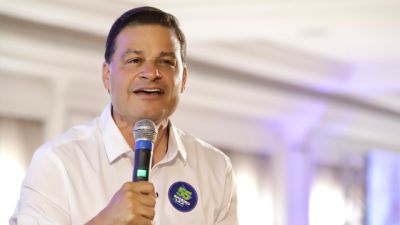 Sandro Alex defende ampliação de escolas cívico-militares, bilíngues e em tempo integral