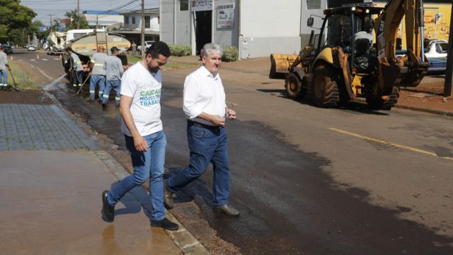 Cascavel inicia reperfilamento de 700 quadras com três frentes simultâneas