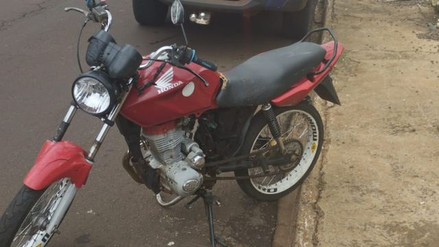 Adolescente de 15 anos é apreendido com motocicleta sem placa e chassi raspado em Cascavel