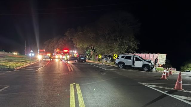Homem morre após Fiat Uno cruzar BR-277 e bater contra Tracker em Cantagalo