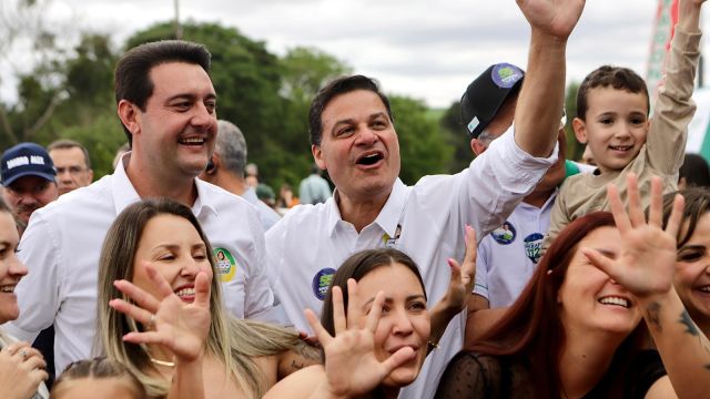 Sandro Alex tem 25% das intenções de voto na Quaest e se aproxima cada vez mais do 2° turno