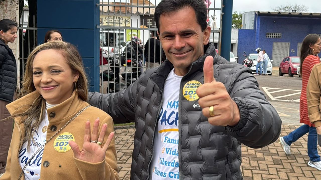 Eleições 2026: Márcio Pacheco vota em Cascavel e demonstra confiança no resultado da eleição